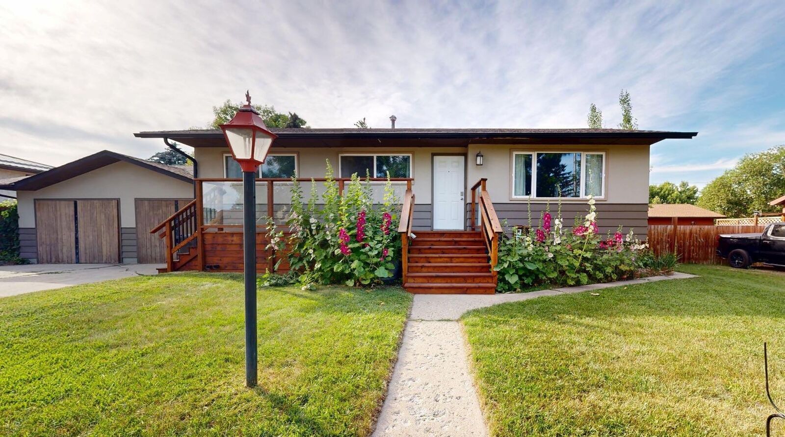 Property Photo: 2312 18 Street AB T0L 1R0
