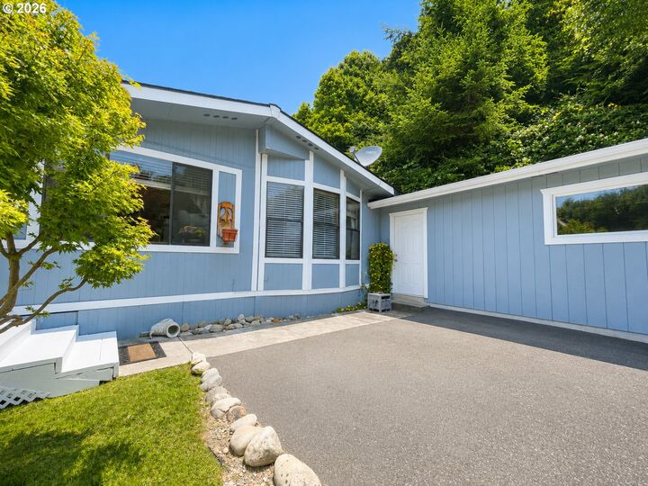 Property Photo: 16219 Lower Harbor Rd #16 OR 97415