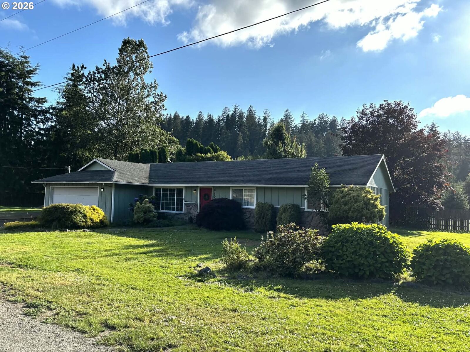 Property Photo: 4760 Brickyard Rd OR 97141