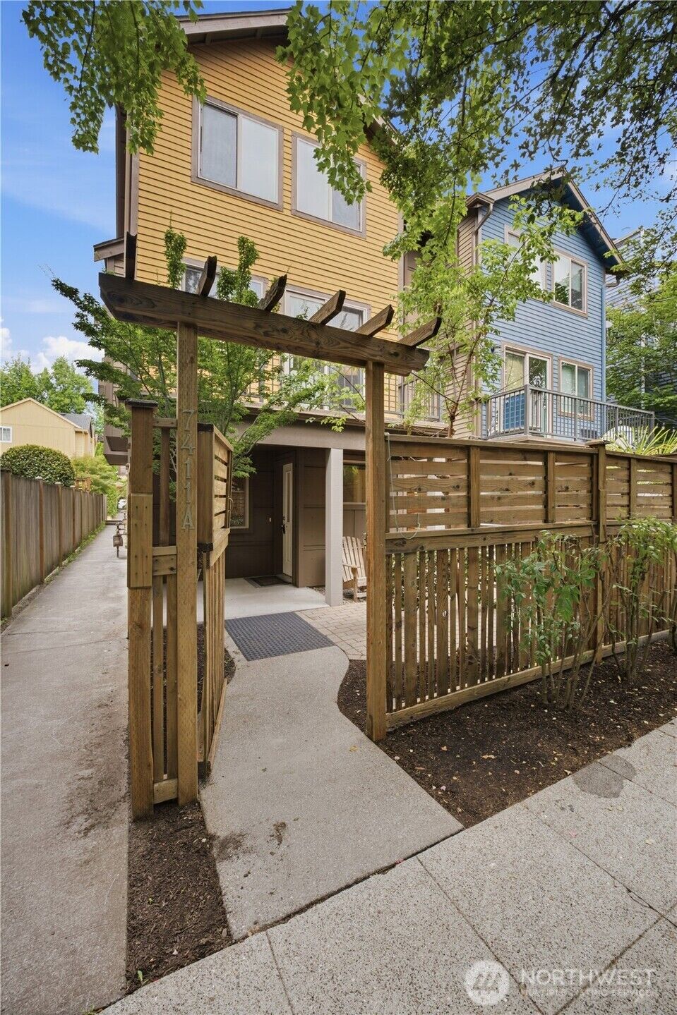 Property Photo: 7411 4th Avenue NE A WA 98115