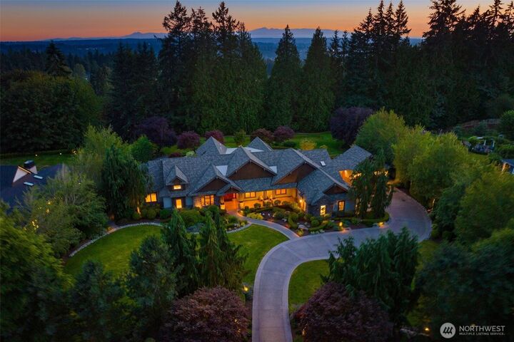 Property Photo:  17115  159th Avenue NE  WA 98072 