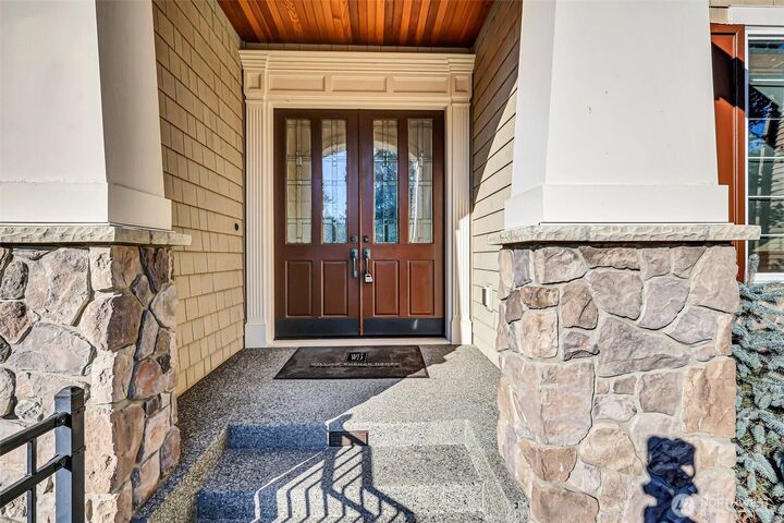Property Photo:  4563  162nd Lane SE  WA 98006 