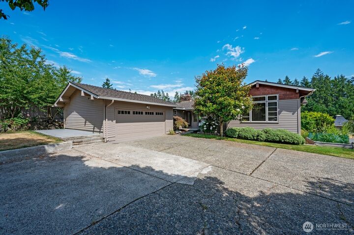 Property Photo:  17236 NE 6th Place  WA 98008 