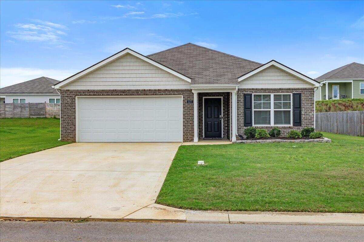 Property Photo: 117 Crescent Circle TN 37826