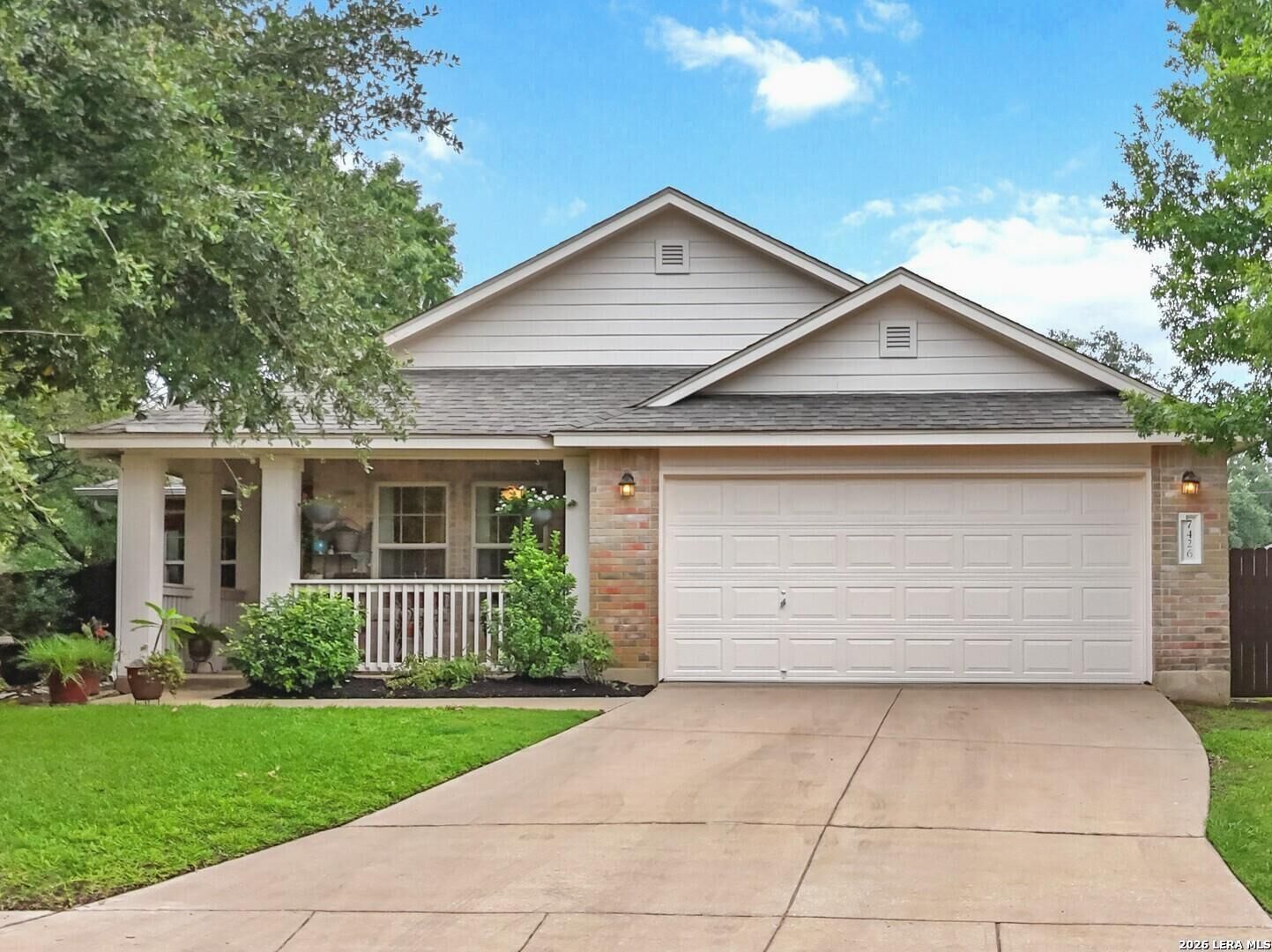 Property Photo: 7426 Carriage Bay TX 78249