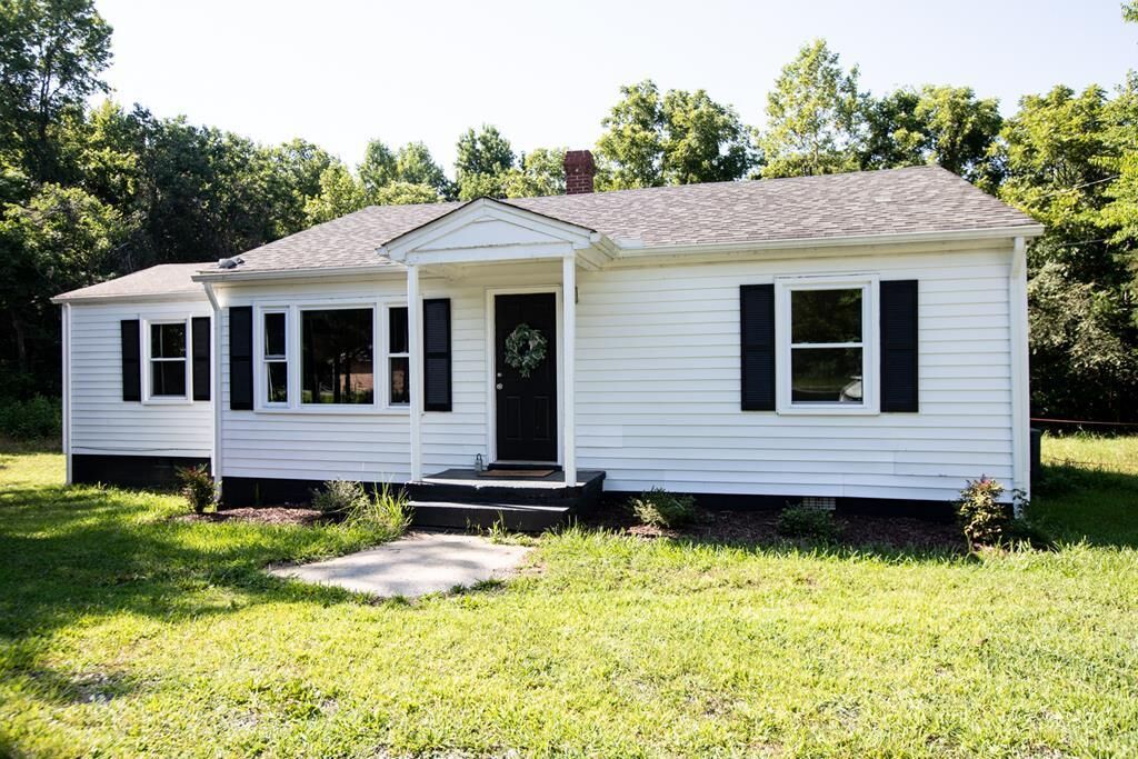 Property Photo: 7945 Abilene Road VA 23901