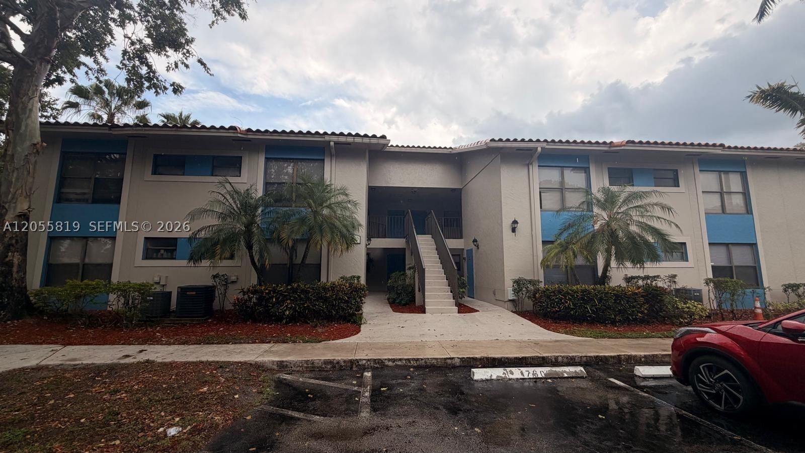 Property Photo: 1760 Windorah Way H FL 33411