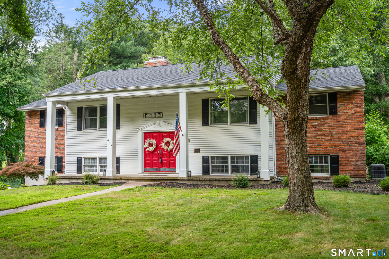 Property Photo:  447 Lovely Street  CT 06001 