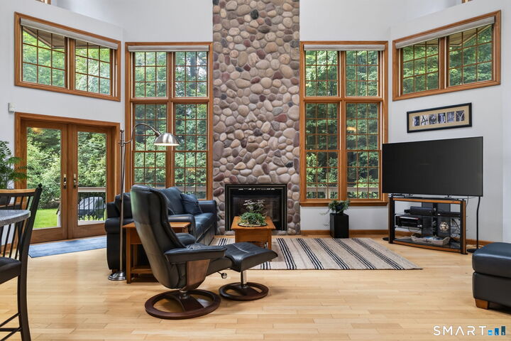 Property Photo:  10 Ricky Lane  CT 06365 