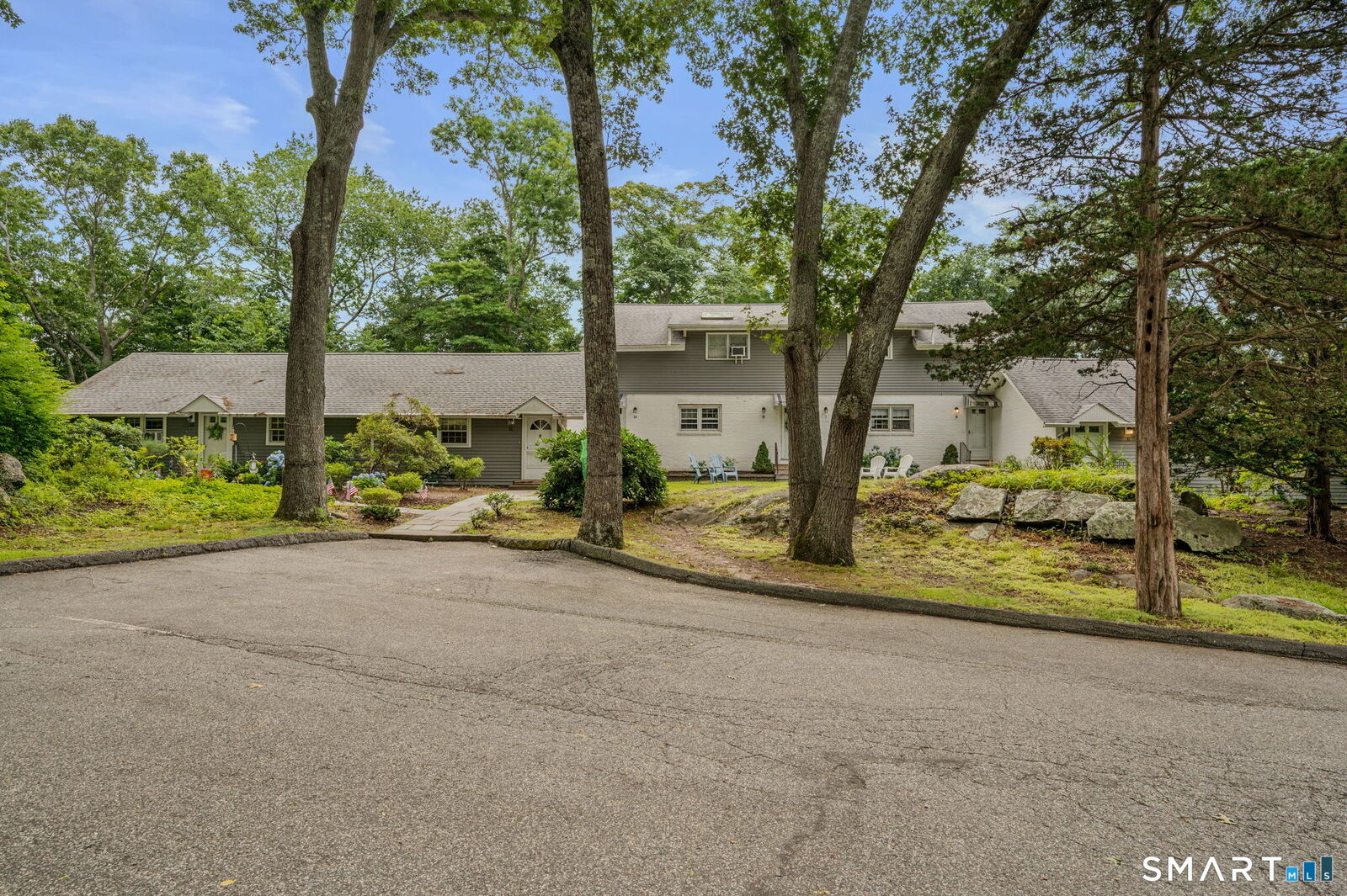 Property Photo: 15 Sunset Terrace 9 CT 06426