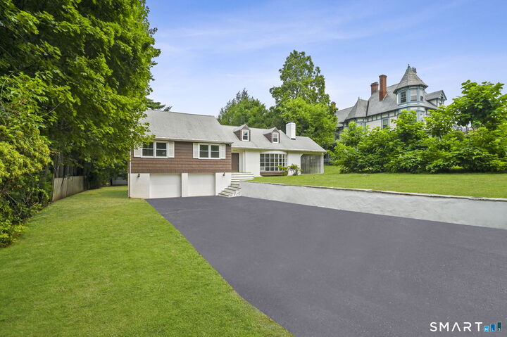 Property Photo:  34 Davis Avenue  CT 06066 