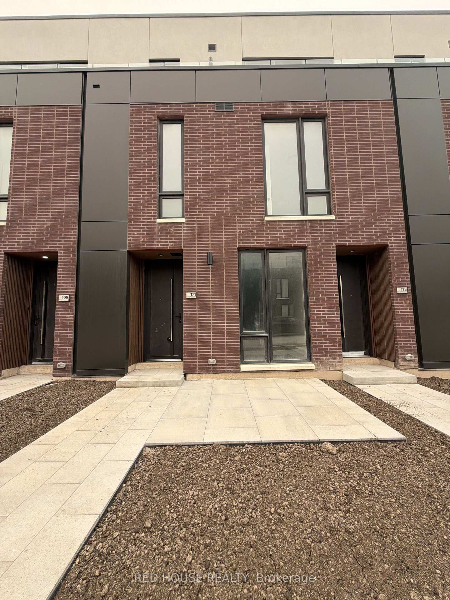 Photo de la propriété:  171 Everett Common  ON L2P 0G7 