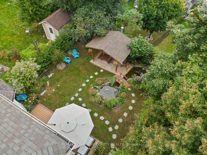 Property Photo: 69 Goldridge Drive ON K2T 1E9