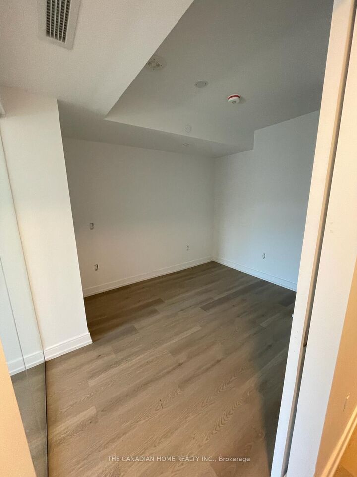 Property Photo:  1 Jarvis Street 907  ON L8R 0A8 