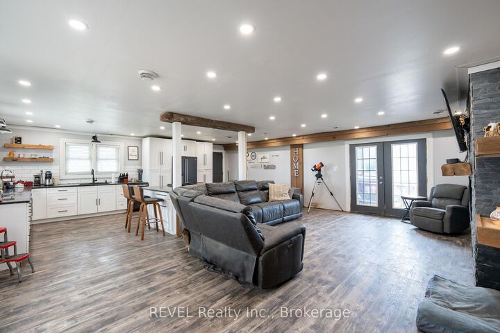 Property Photo: 10830 3 Highway ON L3K 5V4