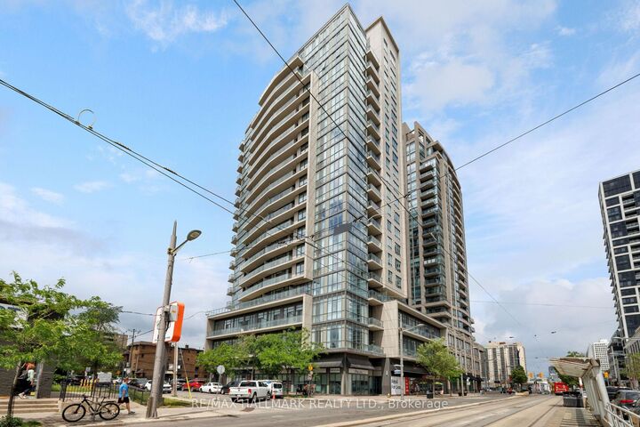 530 St Clair Avenue W 1401 — photo 1
