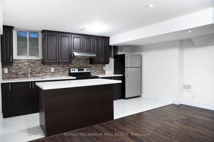 Property Photo: 6 Decorso Drive ON L6P 3T7