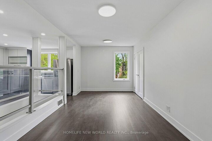 Property Photo:  1842 Dundas Street E  ON M4L 1M5 