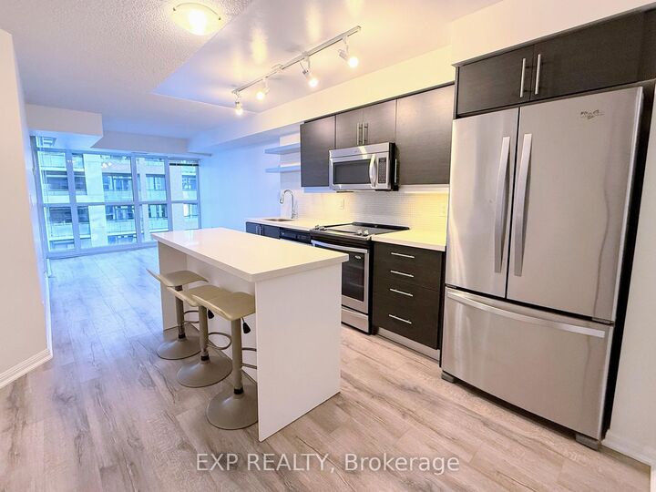 Property Photo: 400 Adelaide Street E #702 ON M5A 4S3