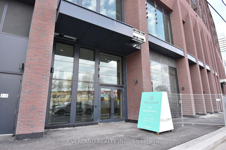 Property Photo: 1185 Dupont Street 1105 ON M6H 0G5