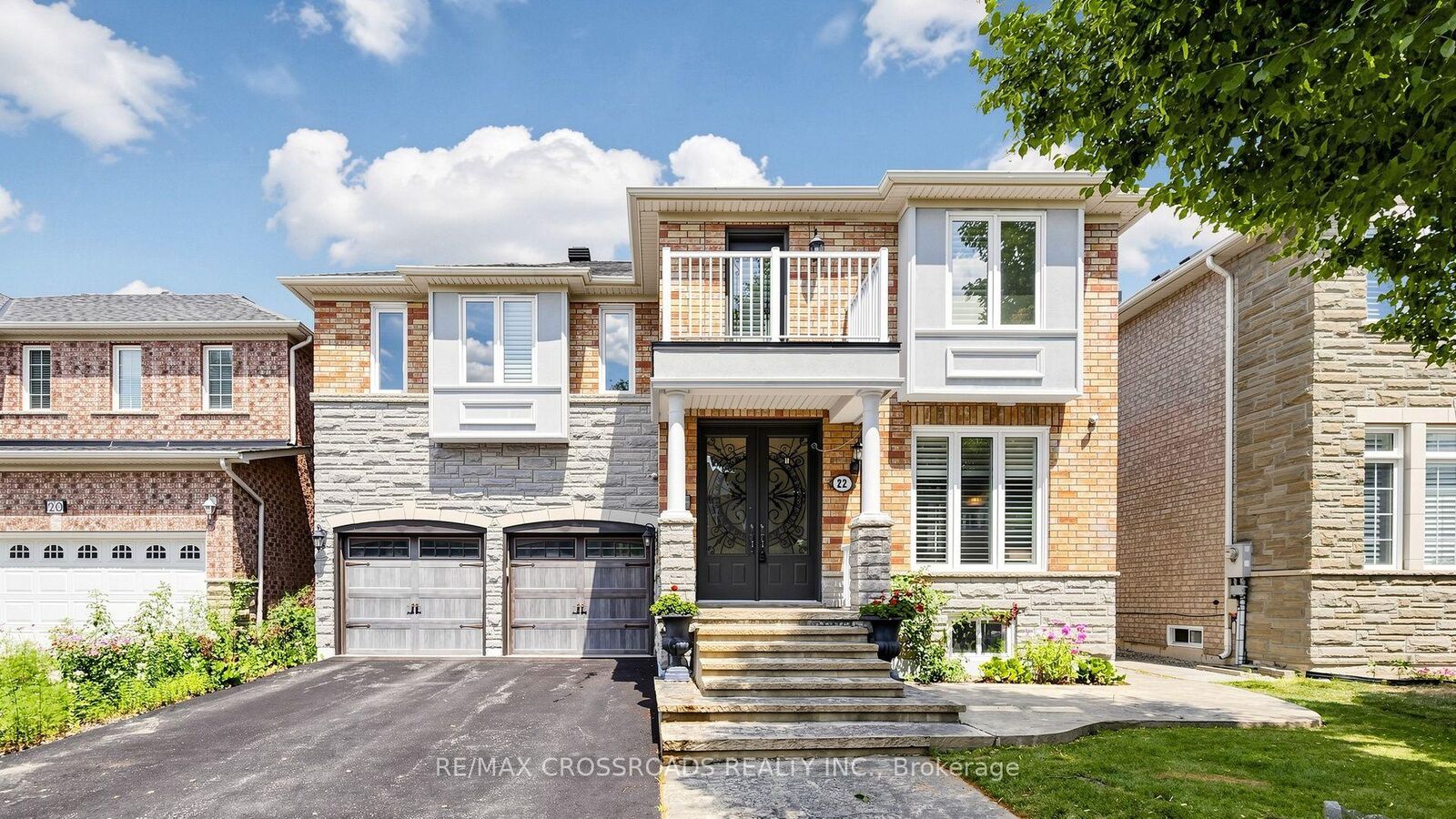 Property Photo: 22 Bartlett Road ON L6C 2Y6