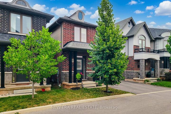 Property Photo: 4297 East Avenue E 10 ON L0R 1B6