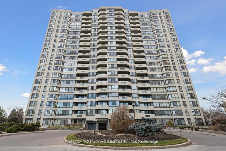 225 Bamburgh Circle 511 — photo 1