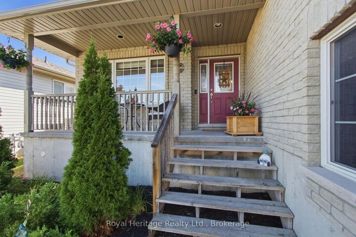 Property Photo: 29 Forest Valley Drive ON K0K 2C0