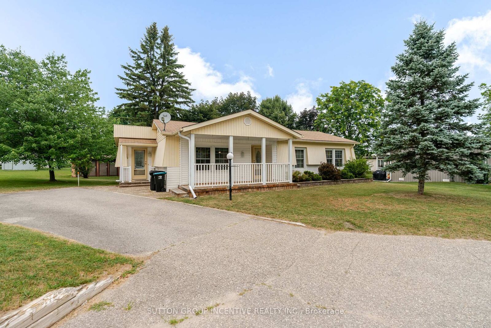 Property Photo:  6 Willow Landing  ON L9S 1M7 