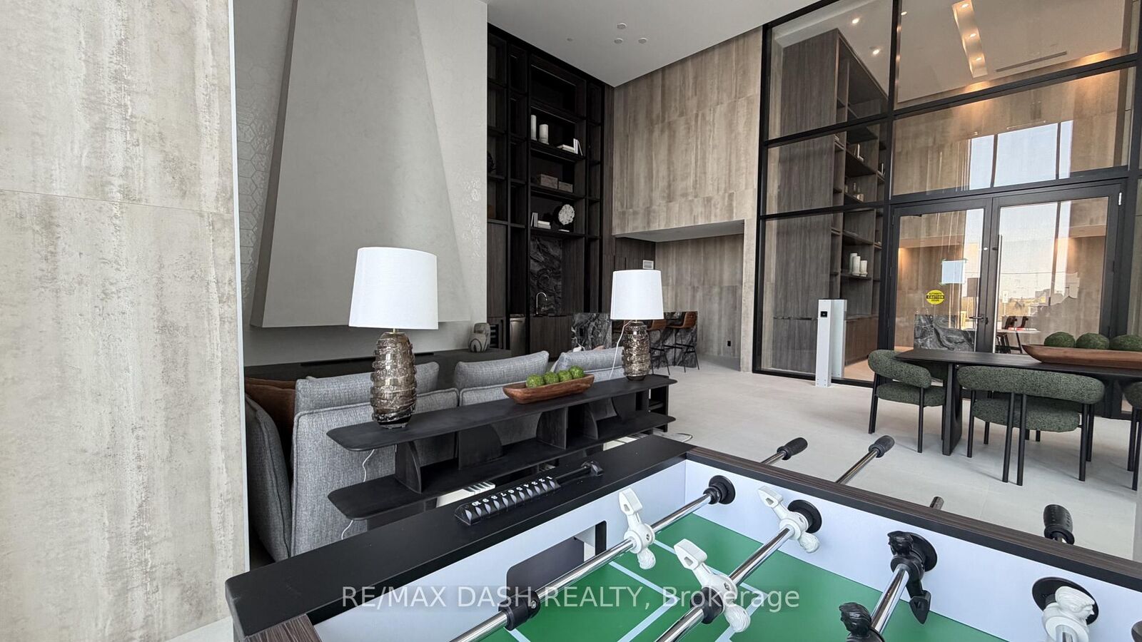 Property Photo: 6 Flavelle Trail 618 ON L4L 1V8