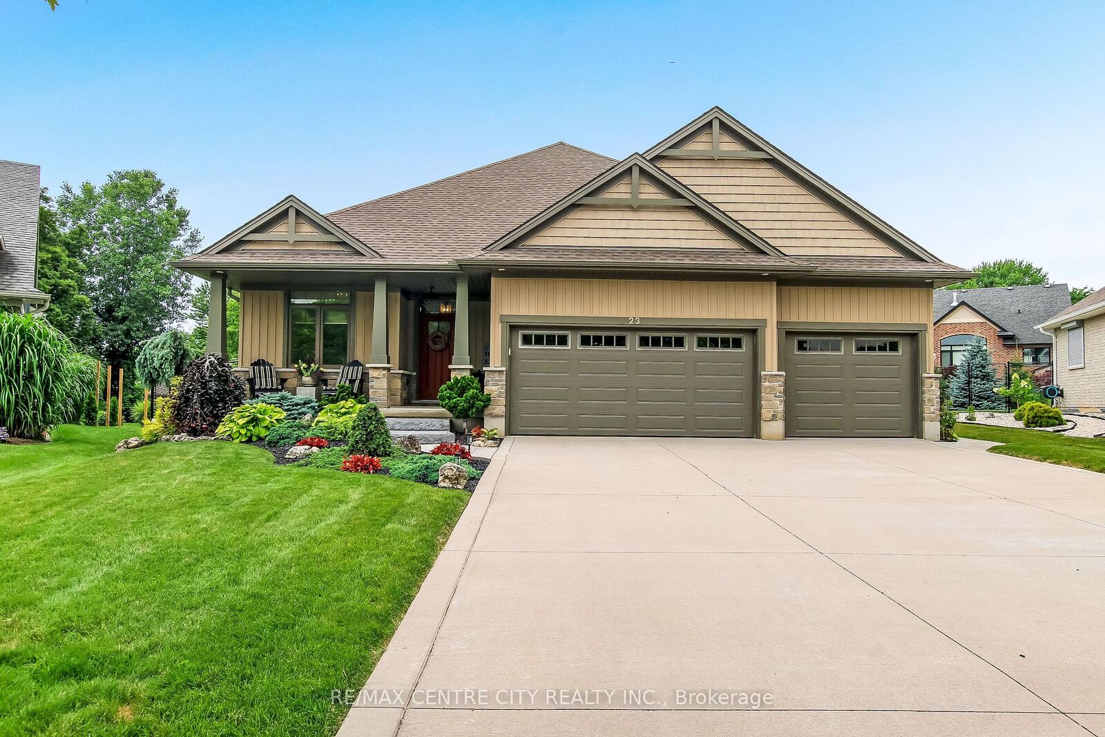 Property Photo: 23 Lincoln's Cove N/A ON N5L 0A8