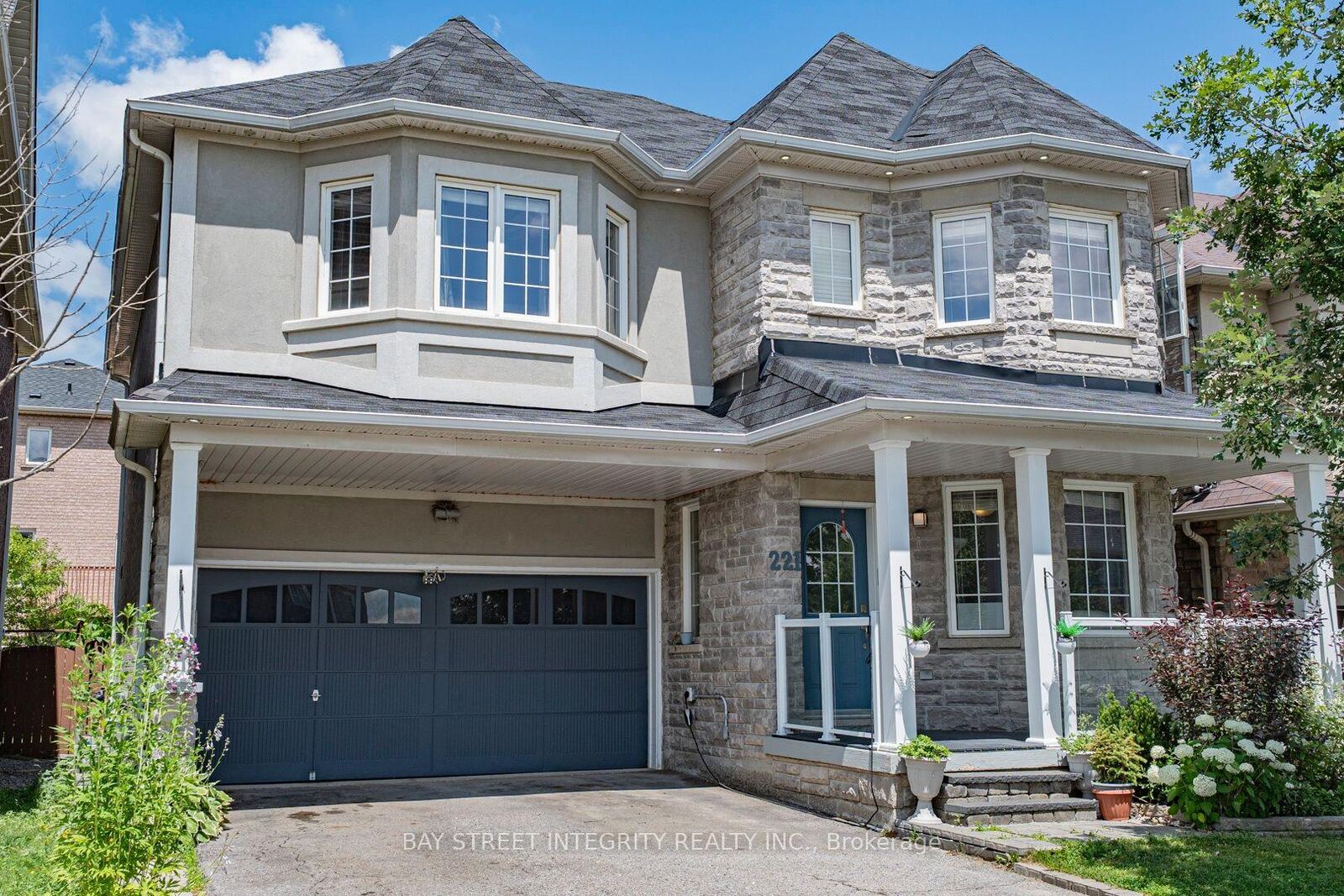 Property Photo: 221 Woodspring Avenue ON L3X 3J4