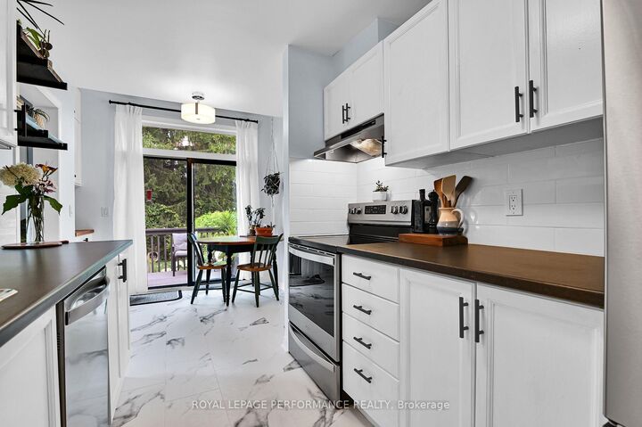 Property Photo: 10 Rhapsody Lane ON K1V 1B1