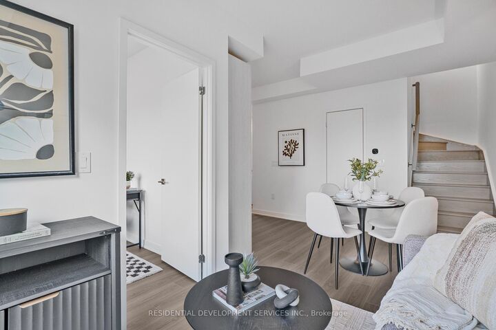 Property Photo: 67 Curlew Drive 156 ON M3A 0B4