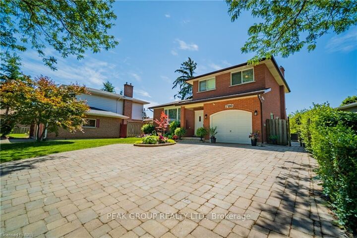 Property Photo: 7180 Freeman Street ON L2E 5V7