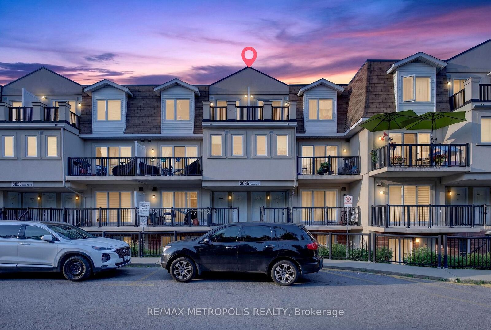 Property Photo:  3035 Finch Avenue W 1003  ON M9M 0A3 