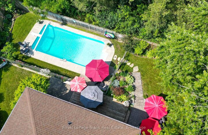 Property Photo: 19 Ann Arbour Court ON L1N 5T7