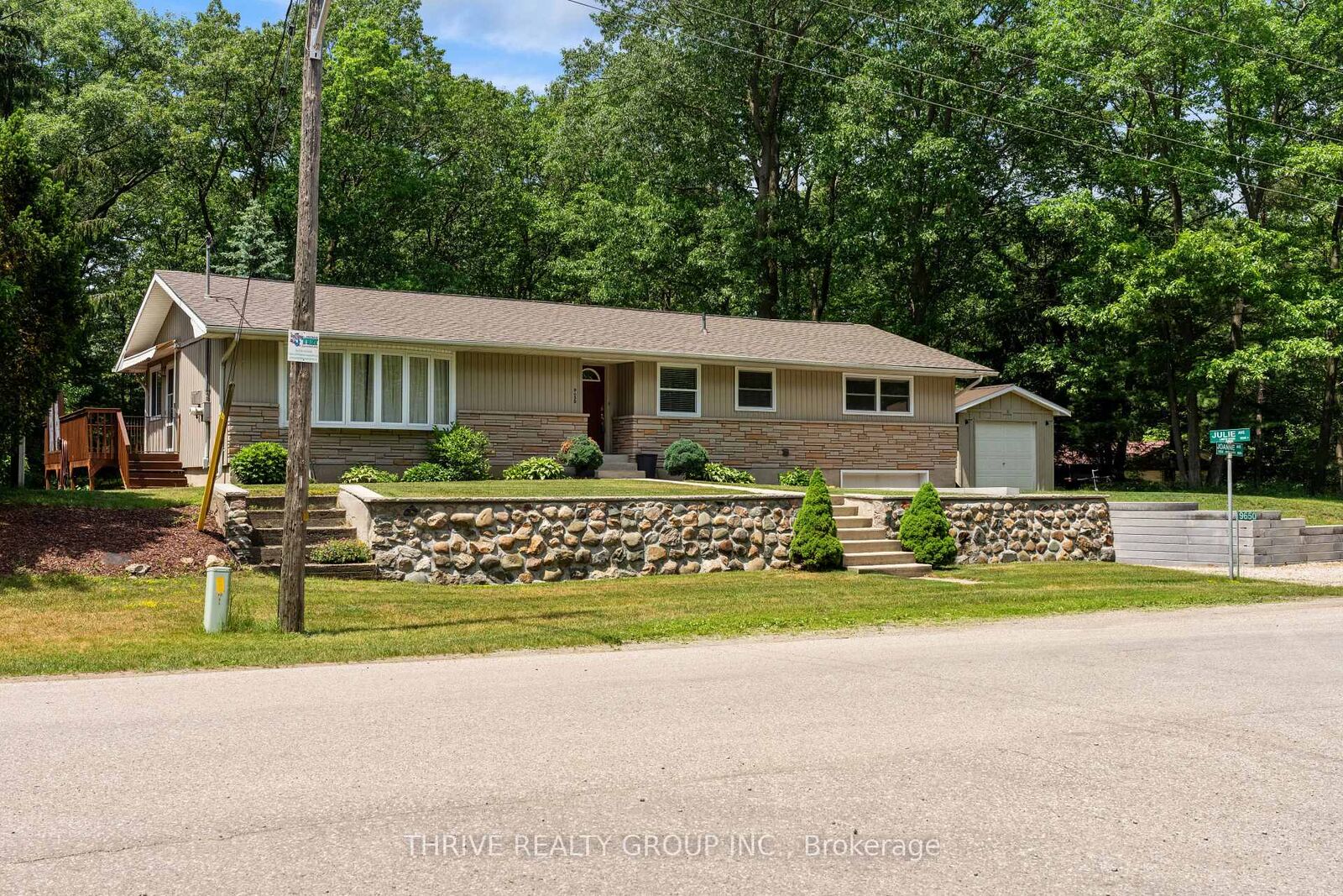 Property Photo:  9650 Joanne Avenue  ON N0M 1T0 