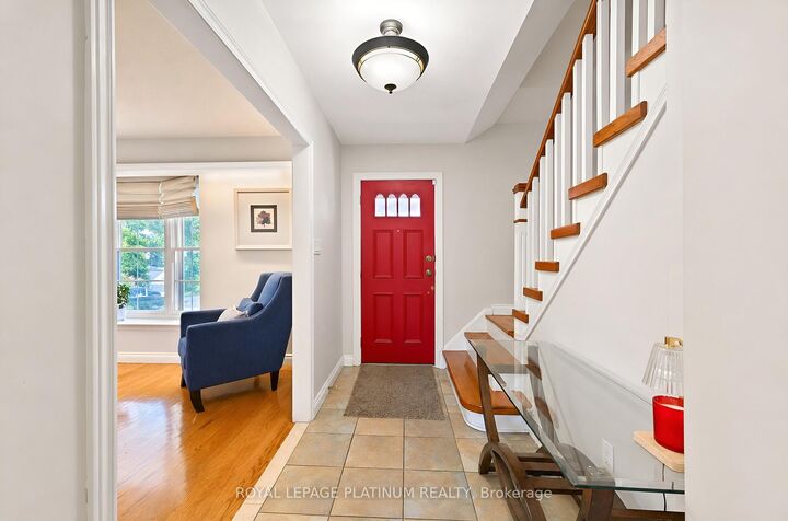 Property Photo: 47 Parkview Place ON L6W 2G2