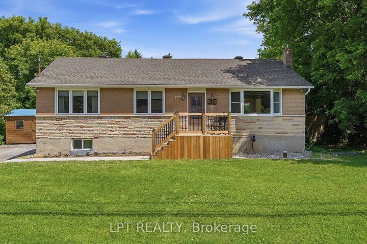 1467 Meadow Road N — photo 1