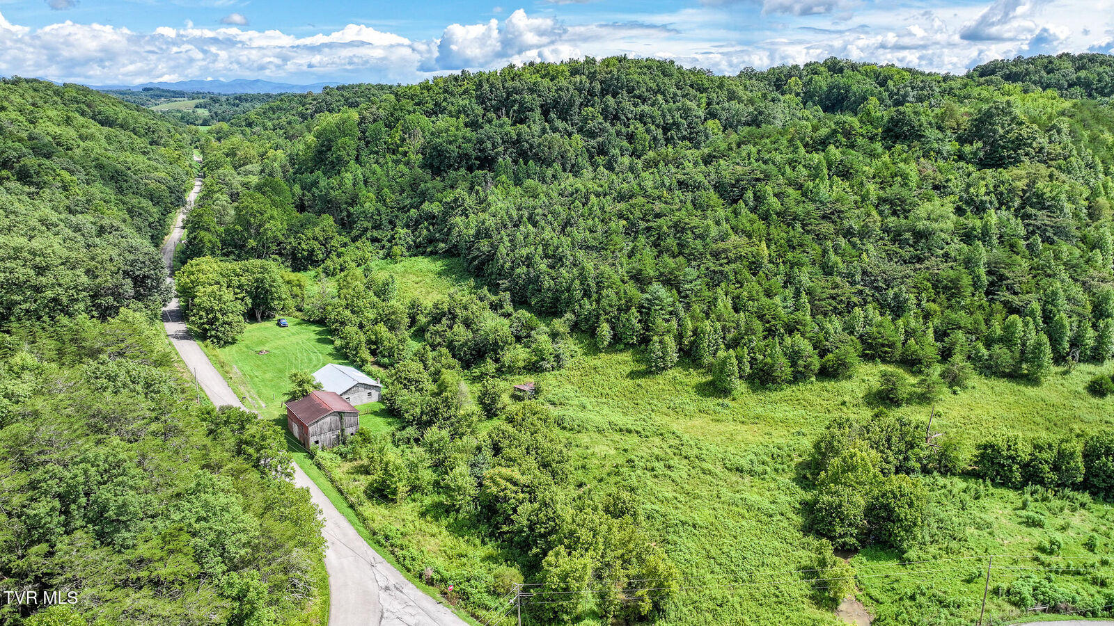 Property Photo: 2740 Dulaney Road TN 37818