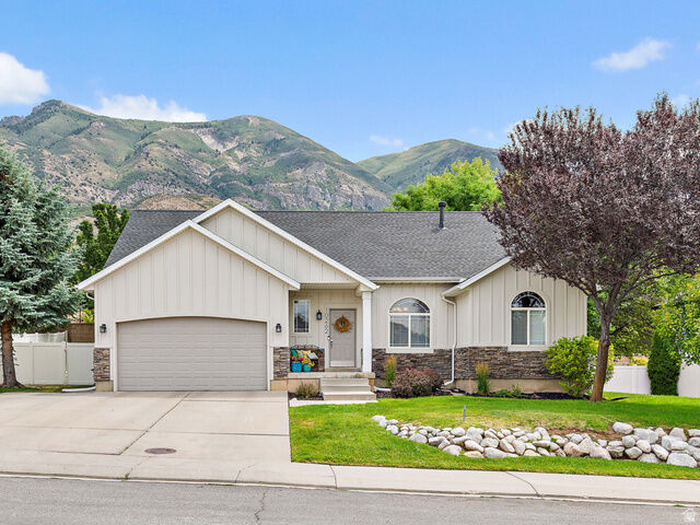 Property Photo: 10262 N 3900 W UT 84062