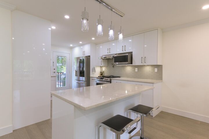 1543 Chadwick Avenue — photo 1