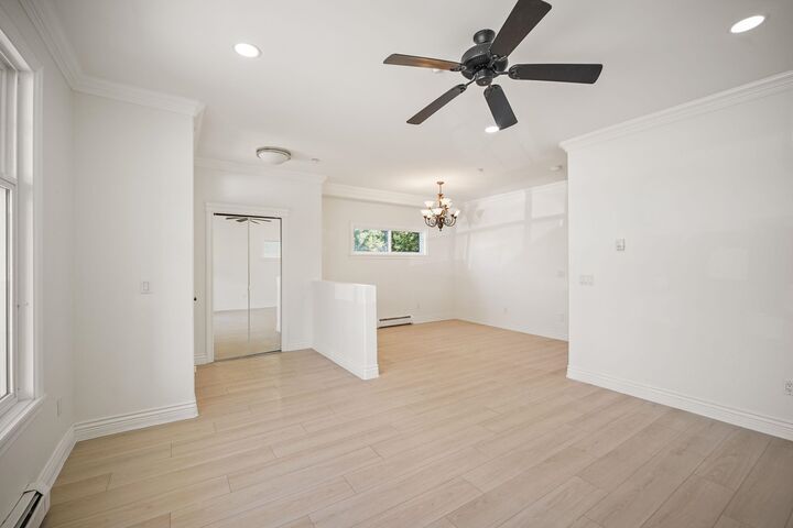 Property Photo: 15554 Russell Avenue BC V4B 2R3