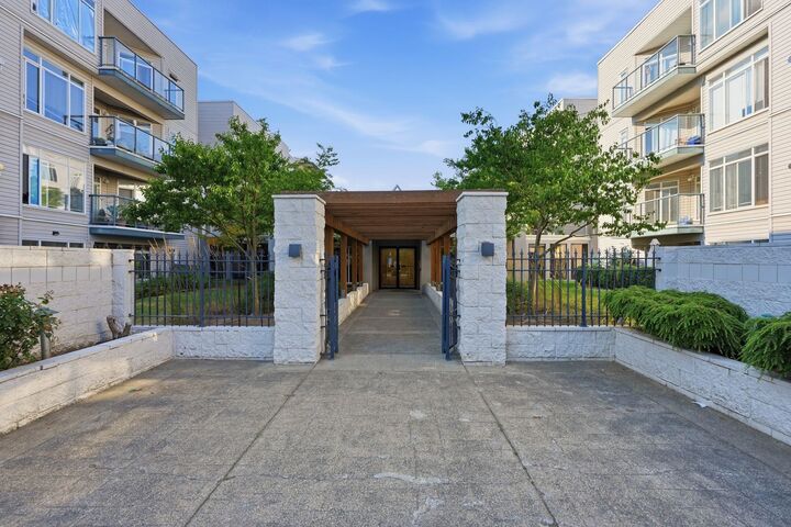 Property Photo: 32085 George Ferguson Way 213 BC V2S 2K7