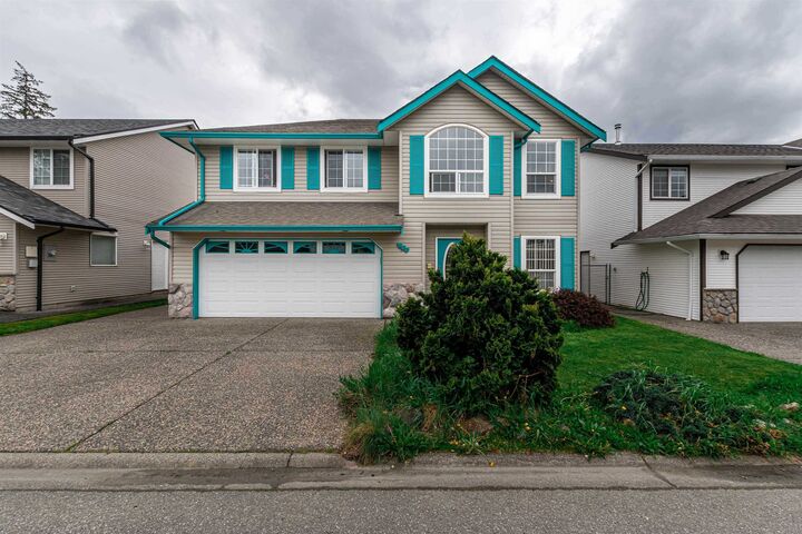 Property Photo: 5373 Peach Road 103 BC V2R 4P7