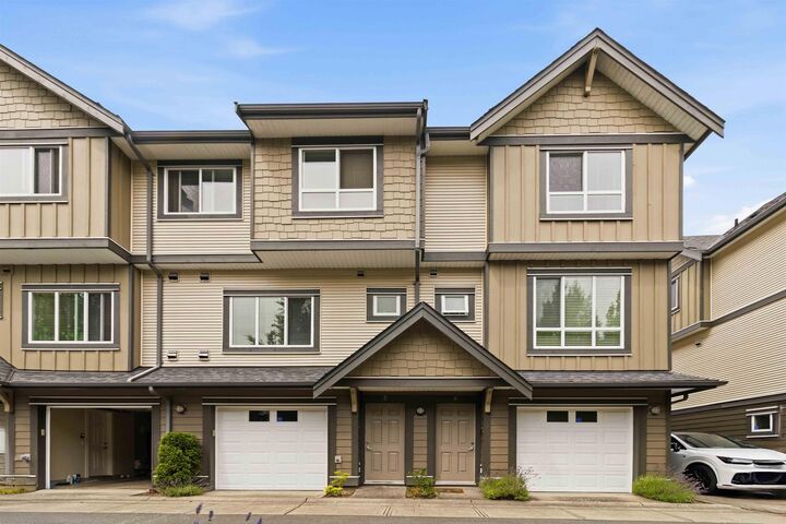 9391 Alberta Road 5 — photo 1