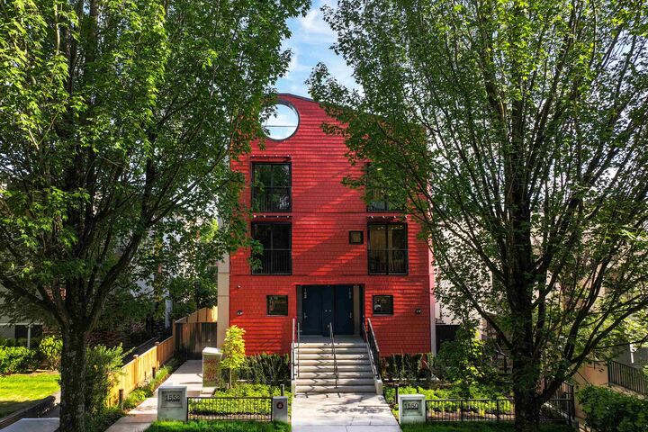 1550 E 3rd Avenue 101 — photo 1
