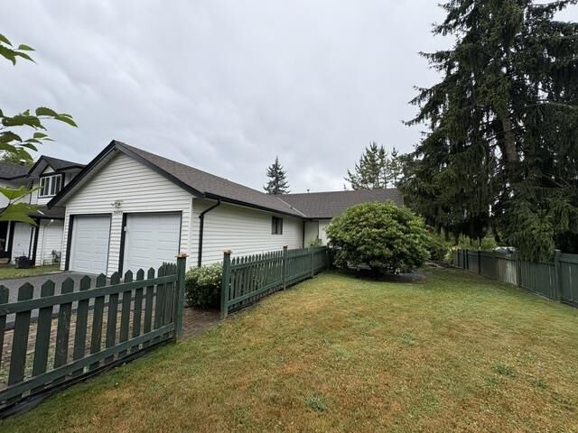 24808 119 Avenue — photo 1