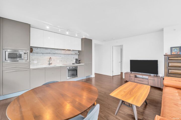 Property Photo: 8131 Nunavut Lane 2304 BC V5X 0E2